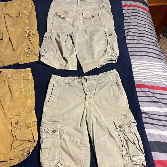 American Eagle Cargo Shorts - Picture 2 of 2